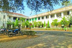 सत्तर साल पुरानी बिल्डिंग हटाने की तैयारी, कलेक्टर के लिए होगा नया निर्माण - image