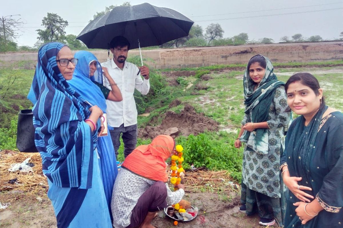 दस साल पहले एक बीघा भूमि हुई थी आवंटित, अब हुआ निर्माण शुरू
