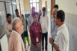 Dausa News: अचानक सरकारी हॉस्पिटल पहुंच गए SDM, 58 कार्मिक गैर हाजिर, भागते हुए
पहुंचे, मच गया हड़कंप - image