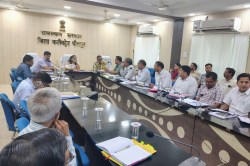 JJM के तहत धौलपुर- भरतपुर के गांवों को जल्द मिलेगा पानी, प्रशासन ने दिशा-निर्देश
किए जारी - image