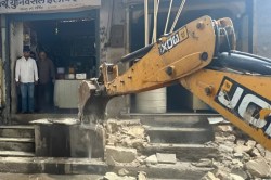 राजस्थान में यहां ‘बुलडोजर’ ने हटाया अतिक्रमण, कलेक्टर की फटकार के बाद हुई
कार्रवाई - image