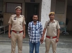 फाइनेंस कंपनी व लोन धारकों से लाखों रुपए का गबन करने वाला आरोपी गिरफ्तार - image
