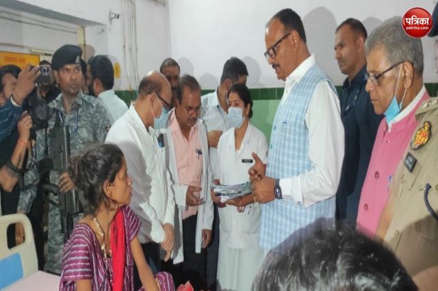 डिप्टी सीएम पहुंचे सीधे मरीजों के बेड तक 