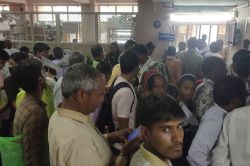 राजस्थान में अस्पतालों में बिगड़े हालात, मरीज परेशान, 6 मेडिकल कॉलेज के रेजिडेंट
की कंपलीट स्ट्राइक, जयपुर में कल से हो सकती है कंपलीट स्ट्राइक - image
