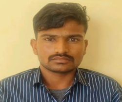 इनामी ने पत्नी को रिश्तेदार के घर बुलाया, तभी पुलिस ने छापा मारा… - image