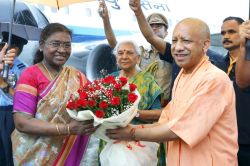 बरेली पहुंचीं राष्ट्रपति द्रौपदी मुर्मु, सीएम योगी और गवर्नर आनंदीबेन ने किया
स्वागत, 1 घंटा 40 मिनट का रहेगा प्रवास - image