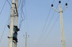 बीकानेर में बड़ा हादसा, बिजली विभाग की लापरवाही से दलित युवक की मौत; 10 घंटे बाद
उतारा गया शव - image
