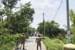 इटावा बवाल पर सियासी संग्राम, सपा ने खुद को बताया बेकसूर, प्रदर्शन में पार्टी की
भूमिका से इनकार - image