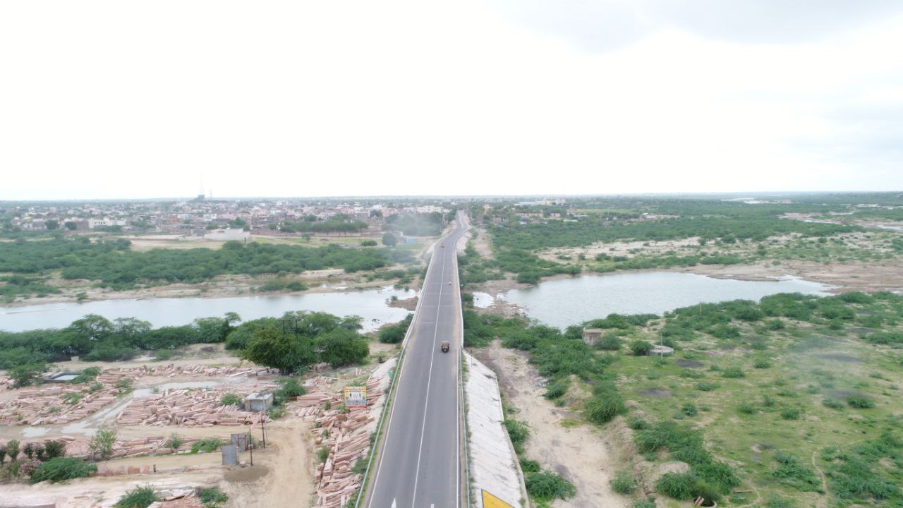 कारखानों को अब बिजली मिलेगी सस्ती..सोलर योजना में बड़ा फायदा - image