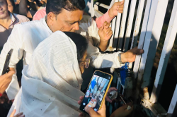 भाजपा विधायक की धमकी- दुकान खुली तो डंडा लेकर आऊंगी, कांग्रेस नेता की है शॉप! - image