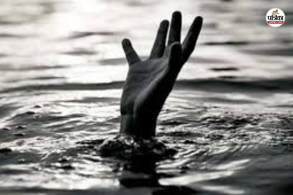 UP News : मायके से नहीं आई पत्नी तो पहुंच गया गंगनहर झाल, मरने की धमकी देते हुए
बनाई वीडियो
