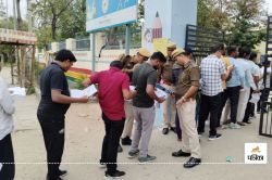 Patwari Bharti: 3705 पदों के लिए अब तक आ चुके छह लाख चालीस हजार से ज्यादा आवेदन,
बढ़ाई गई अंतिम तारीख, जल्दी कीजिए - image