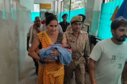 हरदोई जिला महिला अस्पताल से चोरी हुआ नवजात, कुछ ही घंटों में पुलिस ने किया बरामद - image
