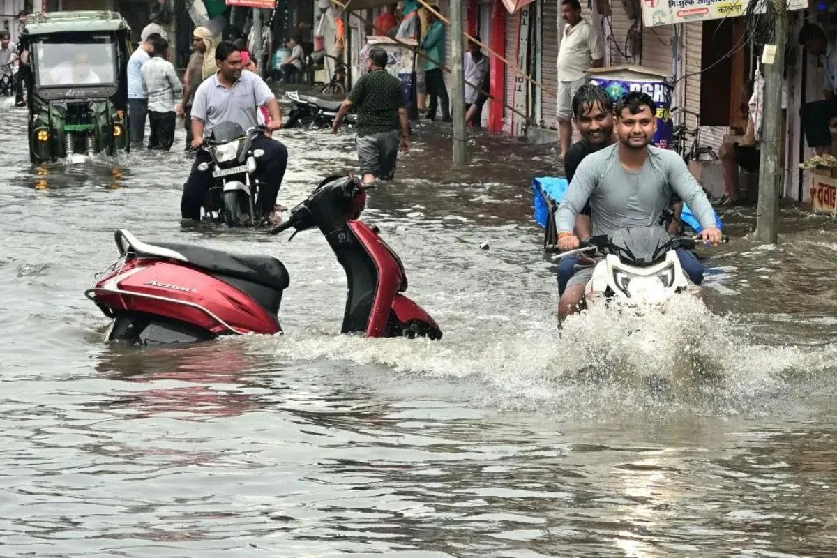 Heavy Rainfall Warning Issued for Several Districts in Rajasthan