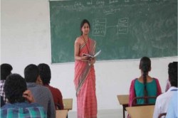 आपकी बात…उच्च शिक्षा की गुणवत्ता में सुधार के लिए क्या कदम उठाए जाने चाहिए? - image