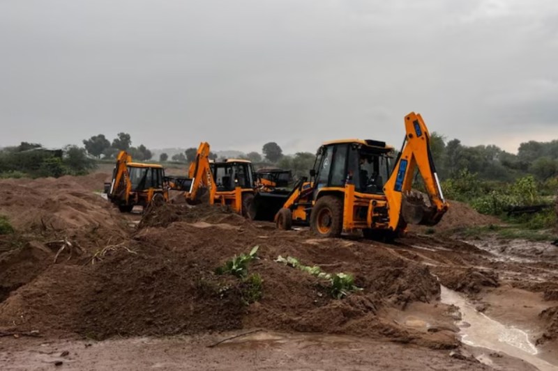 illegal gravel Mafias