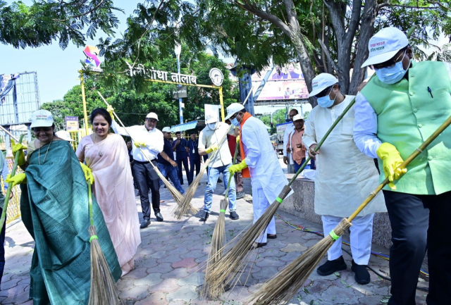 CG News: हरित स्वच्छता अभियान’ का शुभारंभ, कहा-प्लास्टिक मुक्त रायपुर बनाना हम सबकी जिमेदारी, देखें