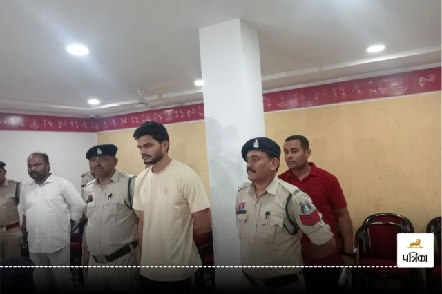 Fraud news, virendra singh tomar 