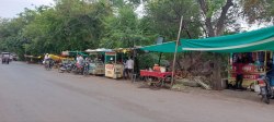 टपरा सिटी: शहर भर में १००० से ज्यादा रखे टपरे, फुटपाथ, नाले-नालियों पर कब्जा - image