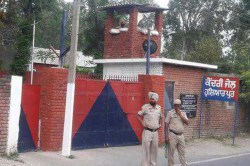 पंजाब की जेलों में आसानी से पहुंच रहा था ड्रग, 25 अधिकारियों पर गिरी गाज - image
