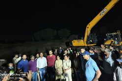निर्माणाधीन कुआं धंसने से 2 मजदूरों की मौत, आधी रात को निकाले जा सके दोनों शव - image