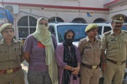 ग्रेटर नोएडा में ‘लेडी डॉन’ गैंग का पर्दाफाश, 11 गिरफ्तार, 2 नाबालिग भी हिरासत
में - image