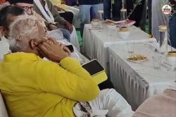 जब राजस्थान के शिक्षामंत्री मदन दिलावर ने पकड़े अपने कान… बोले हिंदी में पूछो,
See Video - image