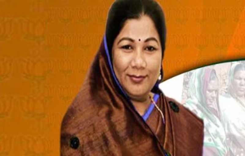 Minister Sampatiya Uike accused of taking commission of Rs 1000 crore