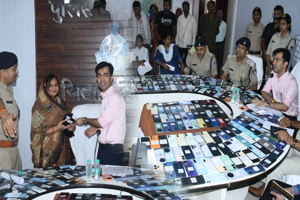 एमपी पुलिस ने 1.05 करोड़ के 527 मोबाइल पकड़े, 4 राज्यों से की रिकवरी