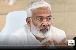 सिंचाई विभाग के अधिकारियों संग मीटिंग करने पहुंचे स्वतंत्र देव सिंह, ईएक्सएन को
लगाई फटकार - image