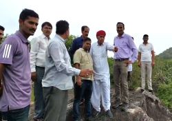 माउंट आबू में बारिश में चट्टाने गिरने पर फंस जाते थे पर्यटक, अब बनेगा वैक ल्पिक
मार्ग, मिलेगी राहत - image