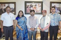 यूपी के विकास को अंतरराष्ट्रीय समर्थन, सूरीनाम में भारत के राजदूत की मंत्री नंदी
से मुलाकात - image