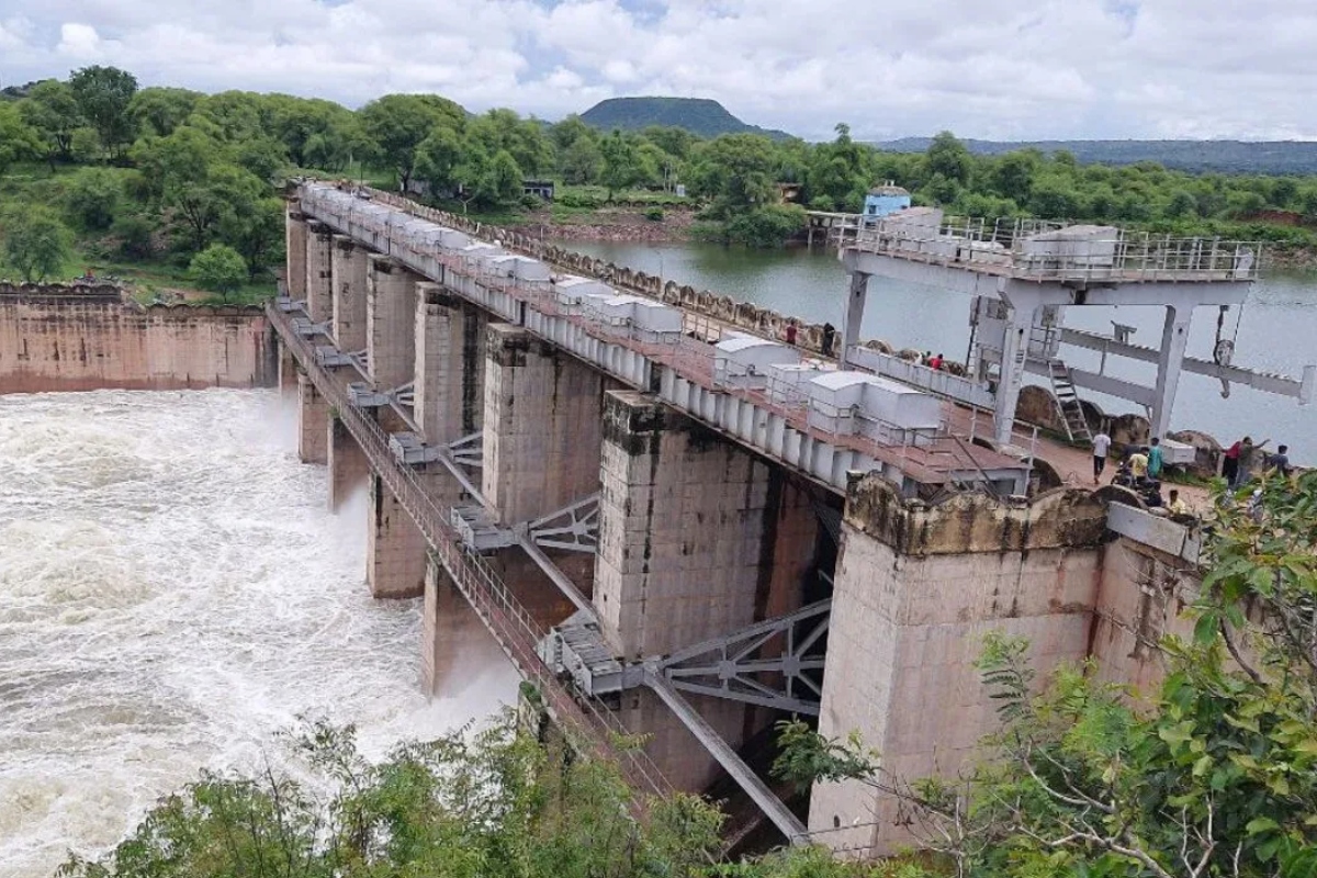 करौली के रियासतकालीन परकोटे के फिरेंगे दिन, पर्यटन के रूप में विकसित होगा पांचना
बांध