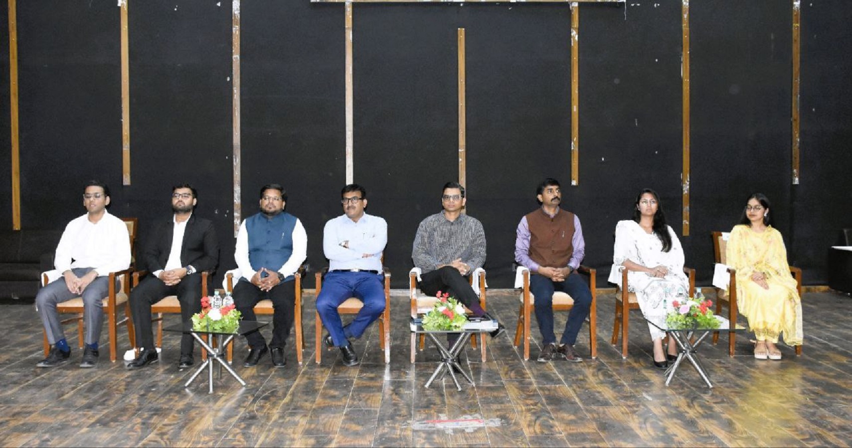 टॉपर्स बोले : संकल्प, संघर्ष, श्रद्धा और धैर्य से सफलता निश्चित