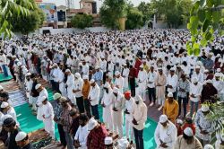 ईदुलजुहा के मौके पर मुस्लिम समाज ने मांगी देश में अमन-चैन की दुआ - image