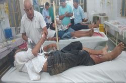 बानसूर हत्याकांड: 4 आरोपी गिरफ्तार, पैर में गोली लगने से अस्पताल में भर्ती,
मुख्य आरोपी अब भी फरार - image