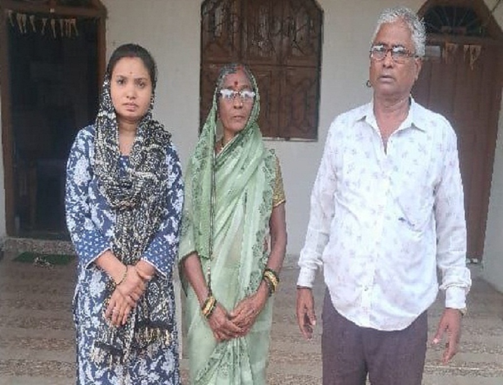 चोरी 20 लाख की पुलिस बोल रही एक लाख का दर्ज कराओ प्रकरण