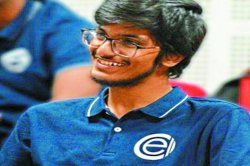 ट्रिपलआईटी के आयुष्मान को अमरीकन कंपनी में 1.20 करोड़ का सालाना पैकेज - image