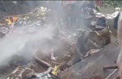 Plane Crash: बॉर्डर के पास क्रैश हुआ विमान और फिर जलकर खाक, मैक्सिको में 3 लोगों
की मौत - image