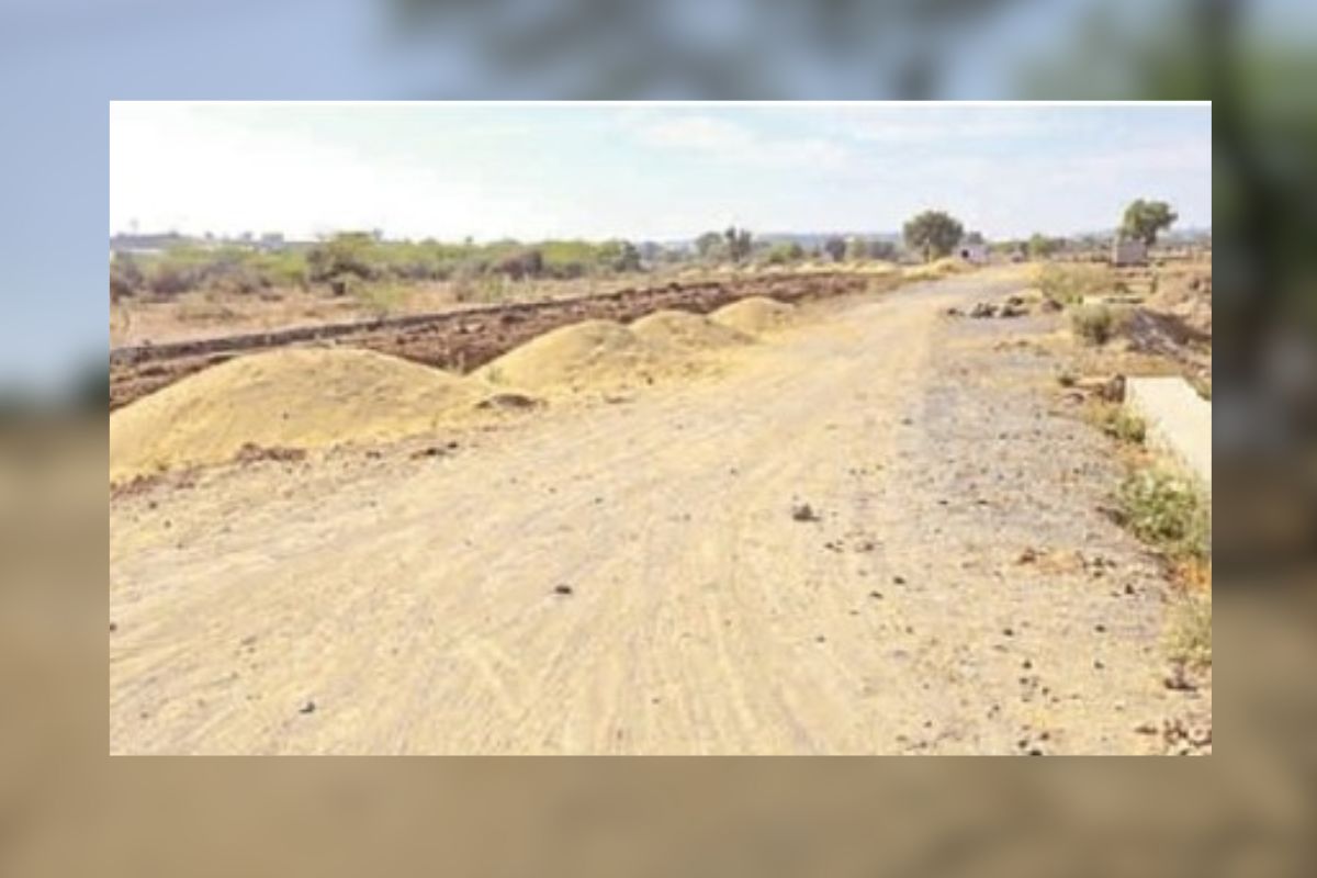 Rajasthan: इस शहर में बिना कन्वर्जन काट दी 150 से ज्यादा अवैध कॉलोनियां,
रातों-रात बेचे जा रहे प्लॉट