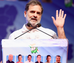 कांग्रेस के किन नेताओं को लोकसभा, विधानसभा चुनावों की टिकट देंगे राहुल गांधी!
सामने आया बड़ा बयान - image