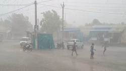Pre Monsoon Rain: राजस्थान में यहां बदला मौसम, तेज हवा के हुई बारिश, कल से होगी
प्री मानसून की झमाझम बारिश - image