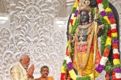 राम मंदिर को ब्याज-चढ़ावे से 316 करोड़ की आमदनी, निर्माण पर खर्च हुए 450 करोड़
रुपये - image