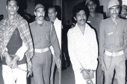 फांसी पर लटकाए जाने के दो घंटे बाद भी ज़िंदा था यह कुख्यात रेपिस्ट, फिर पुलिस ने
किया कुछ ऐसा - image