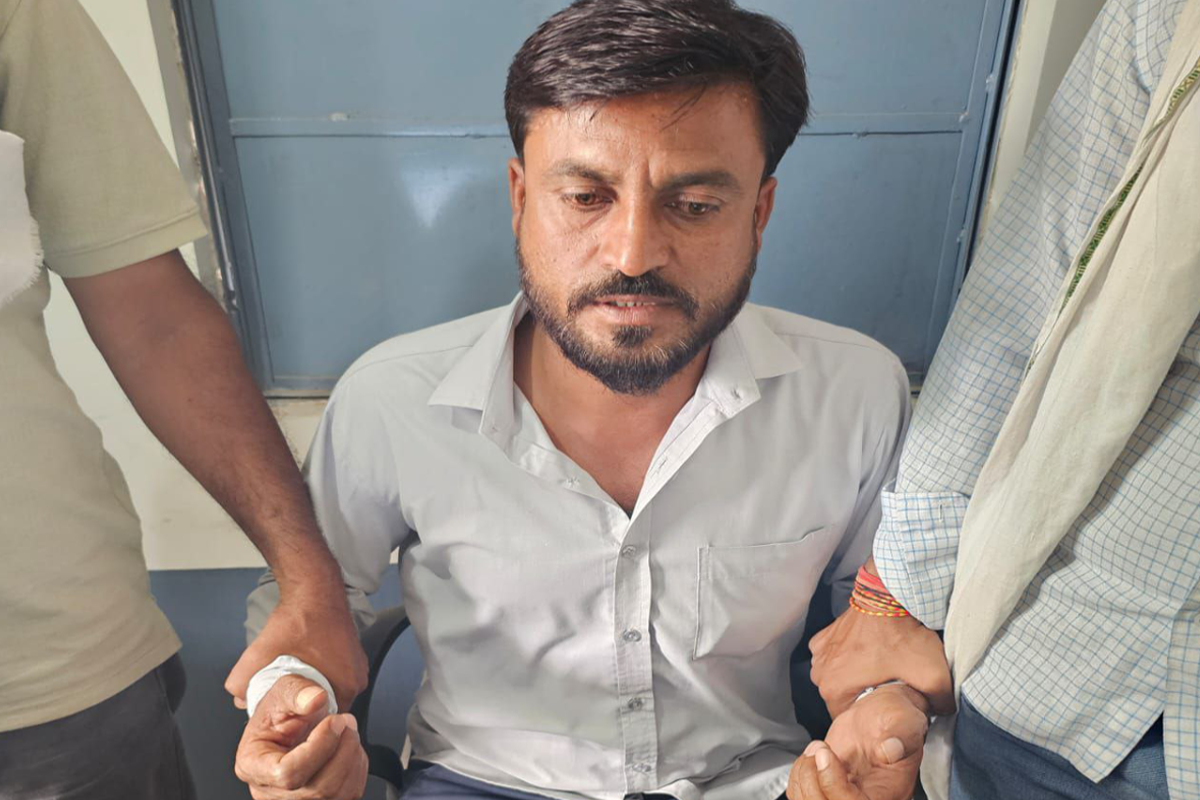 पीएम आवास की किस्त के बदले 10 हजार रिश्वत मांग रहा था सहायक सचिव, लोकायुक्त टीम
ने रंगेहाथ दबोचा