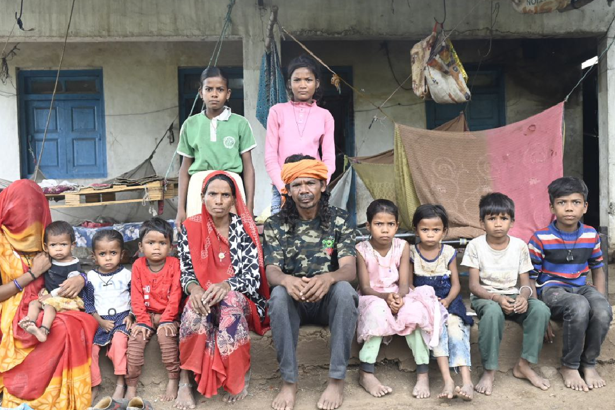 पत्नी को लगता था इंजेक्शन से डर, पति ने घर में ही 11 बार कर दी नार्मल डिलीवरी!