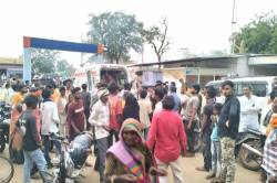 भागवत कथा के पंडाल पर गिरी बिजली, मची चीख पुकार - image