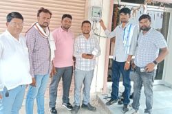 16000 हजार विद्युत उपभोक्ताओं के लगेंगे स्मार्ट मीटर, कार्यालय के कम्प्यूटर से
ही ली जा सकेगी मीटर रीडिंग - image