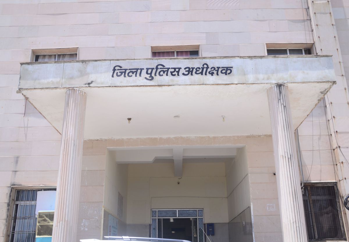 गैंगरेप के आरोपियों की पहचान, तीन लोगों को किया डिटेन