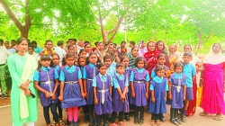 युक्तियुक्तकरण : गुजरा की शिक्षिका को साल्हे भेजा, बच्चों के छलके आंसू - image